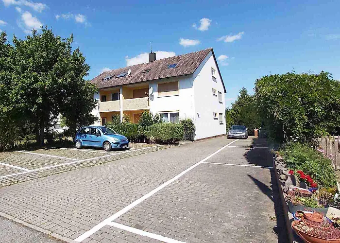 Apartment Penthouse Near Nuernberg Petersaurach