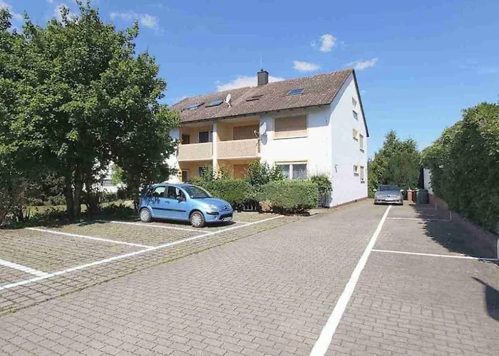 Penthouse Near Nuernberg Apartment Petersaurach