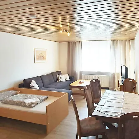 Penthouse Near Nürnberg * Petersaurach